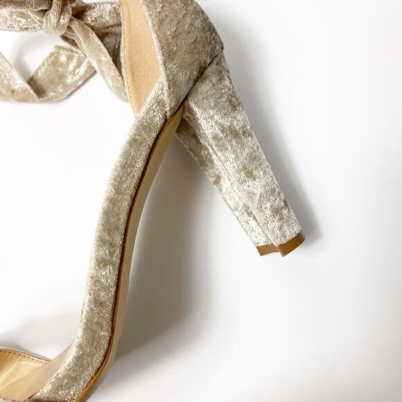 Qupid Bow Women Tie Suede Women Heels Size 10 - Picture 2 of 5